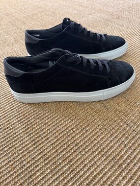 To Boot Men's Black Suede Low-Top Sneakers with White Sole
